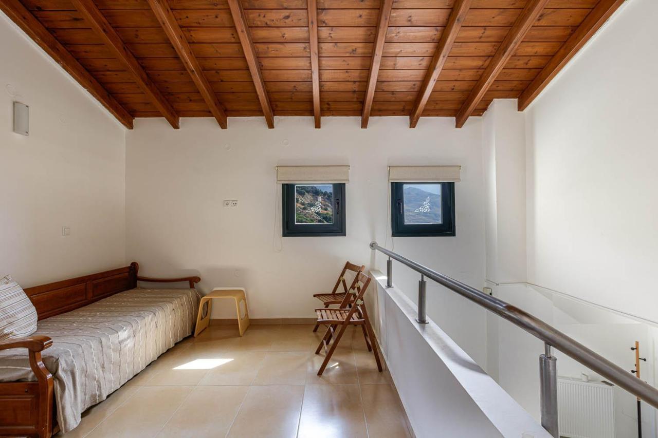 Villa Alonaki Sellia  ภายนอก รูปภาพ