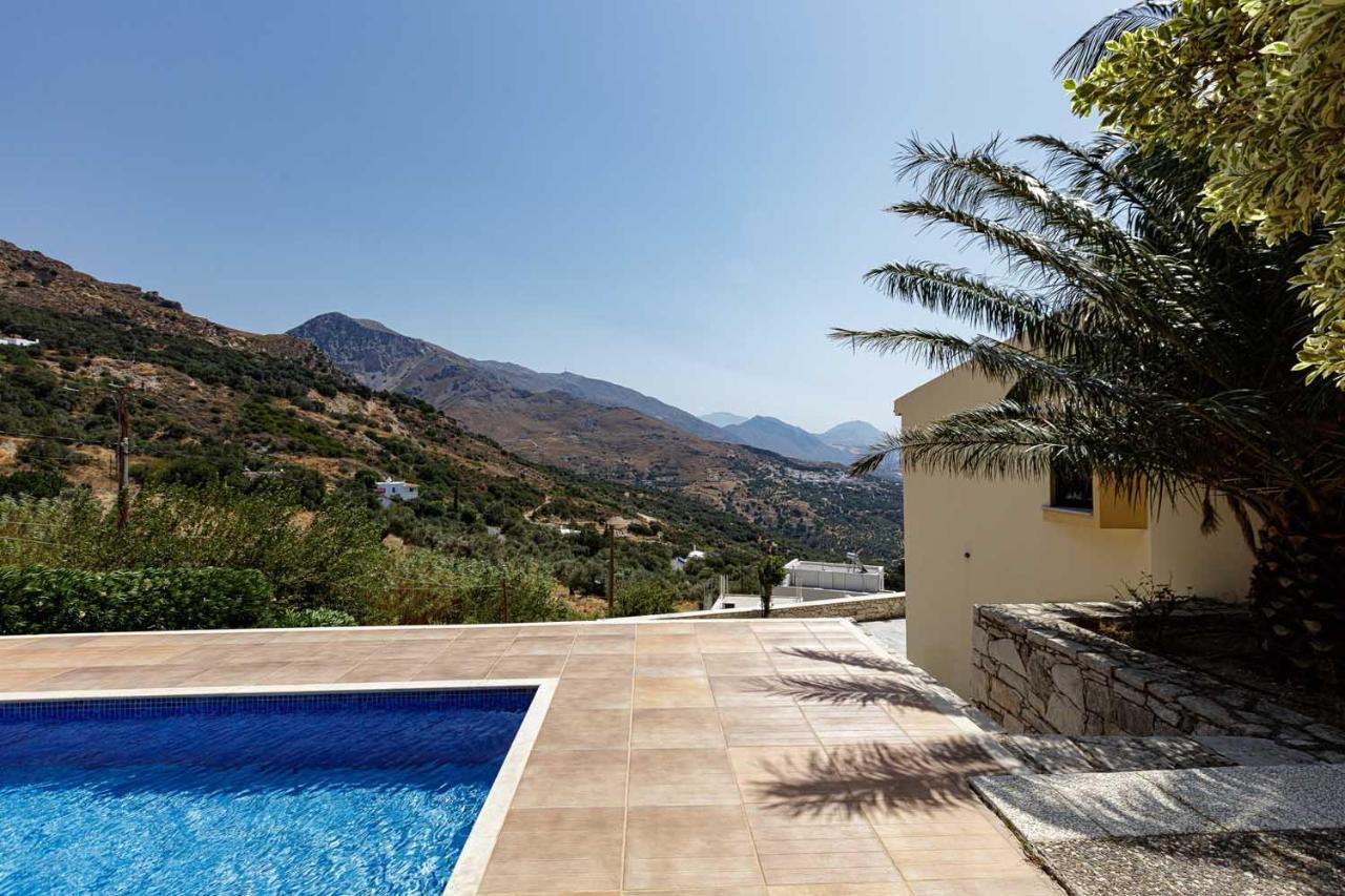 Villa Alonaki Sellia  ภายนอก รูปภาพ