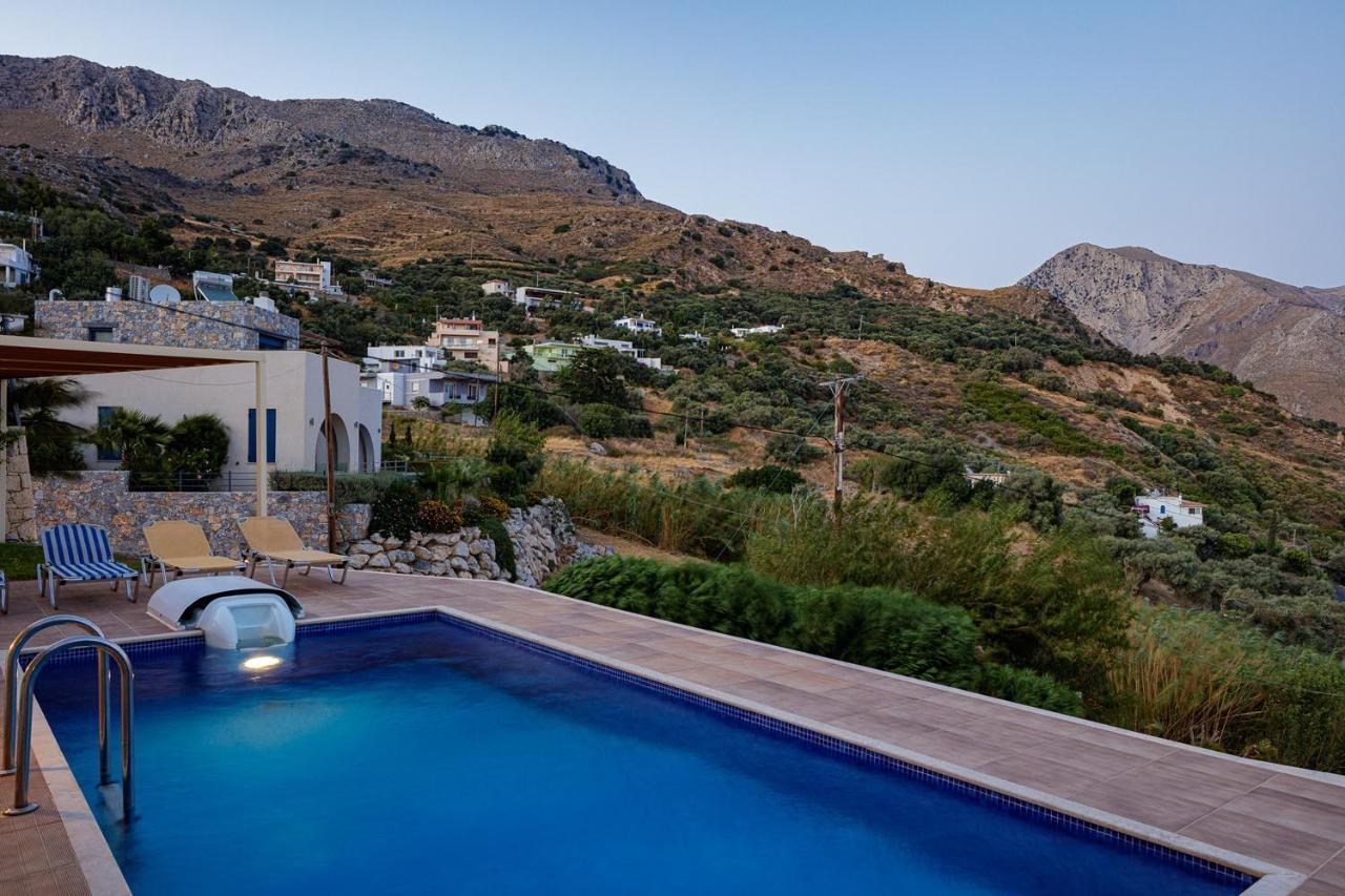 Villa Alonaki Sellia  ภายนอก รูปภาพ